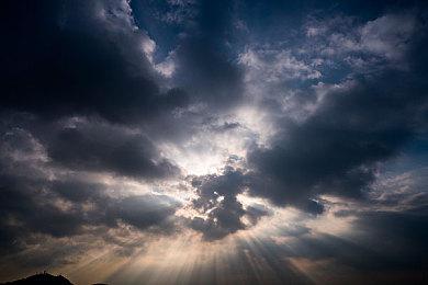 《围攻》12月登陆主机平台 好评如潮沙盒建造